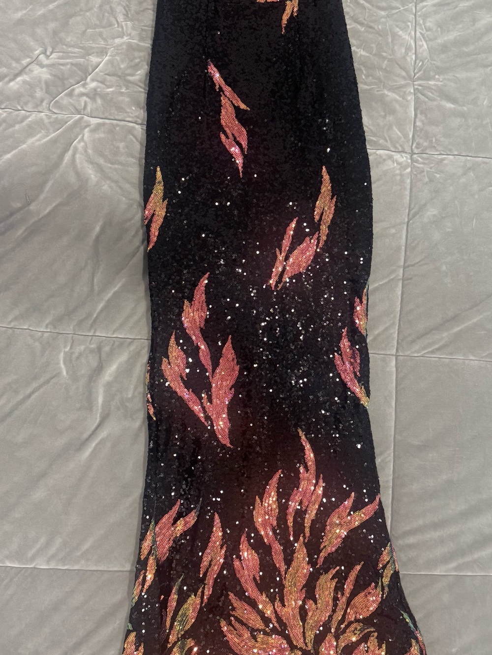 Black Off-Shoulder Sequin Evening Gown with Gold Leaf Accents - Picture 4 of 7